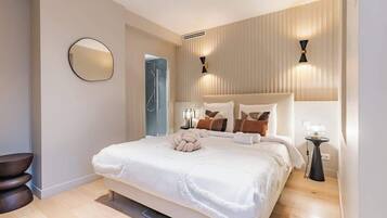 4 slaapkamers, een strijkplank/strijkijzer, reisbedje, wifi