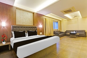 Room - Collection O Nagpur Railway Station (Nagpur)