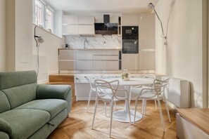 Interior - Hostmate - Milano - Benvenuto Cellini (Milan)