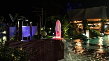 Kolam renang terbuka
