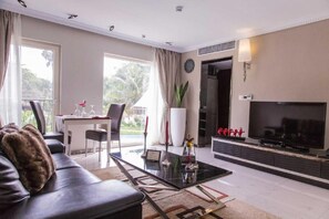 Apartamento, 2 habitaciones | Zona de estar