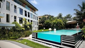 Uklassifisert bilde, 3 av 49, knapp