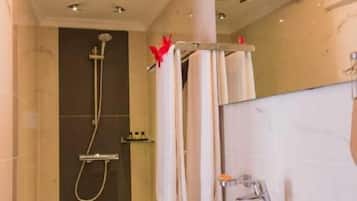 Apartment, 2 Bedrooms | Bathroom