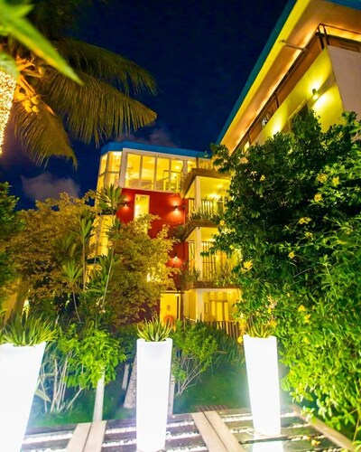 Red Mango Hotel and Apartments