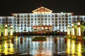 Exterior - Datong Hotel (Datong)
