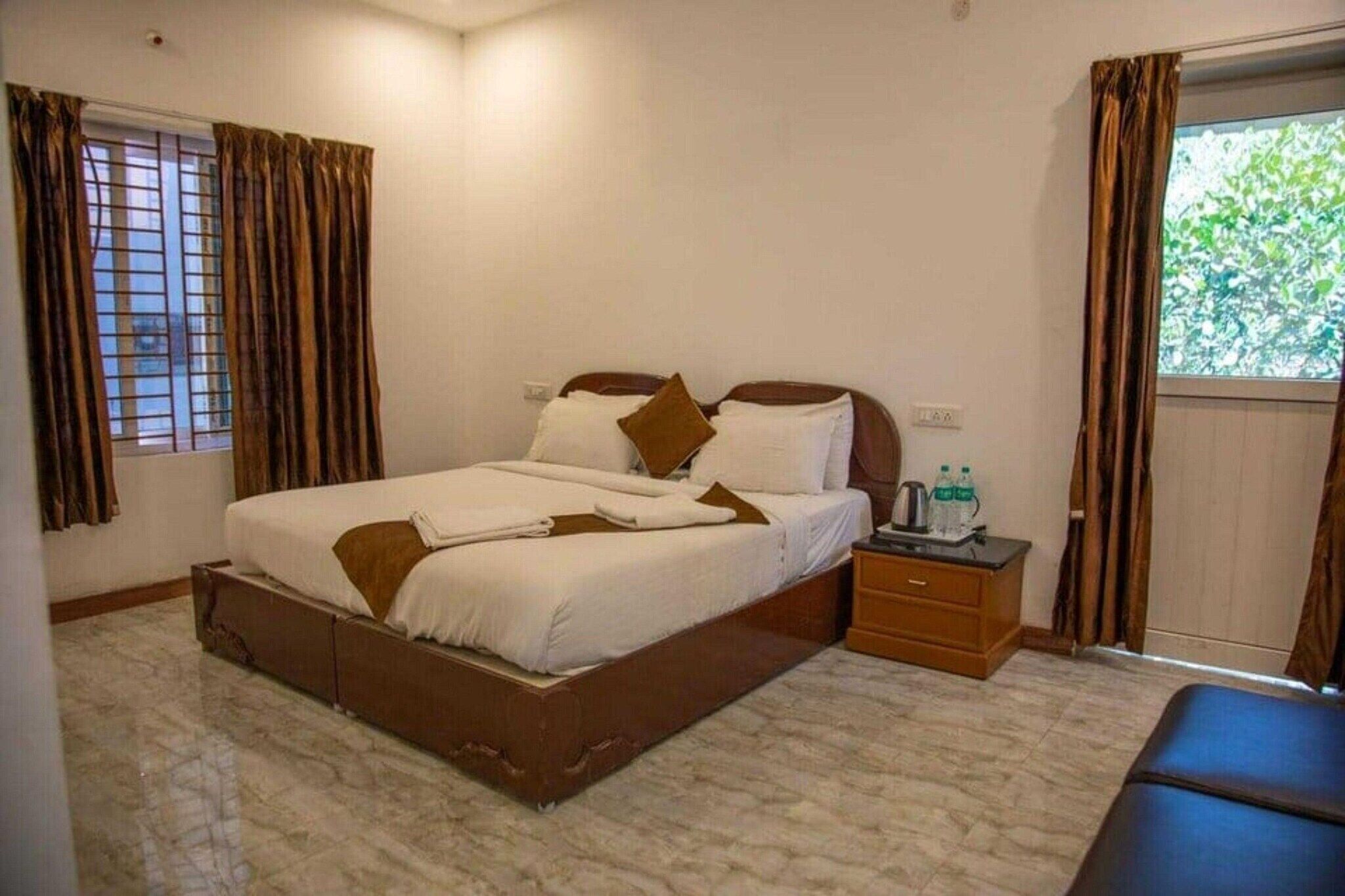 1 chambre, bureau, draps fournis