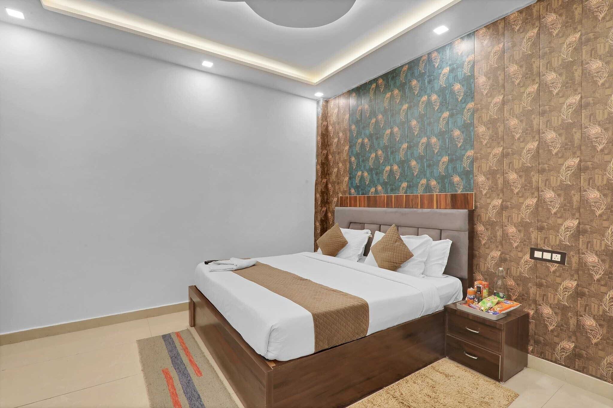 1 bedroom, desk, free WiFi, bed sheets