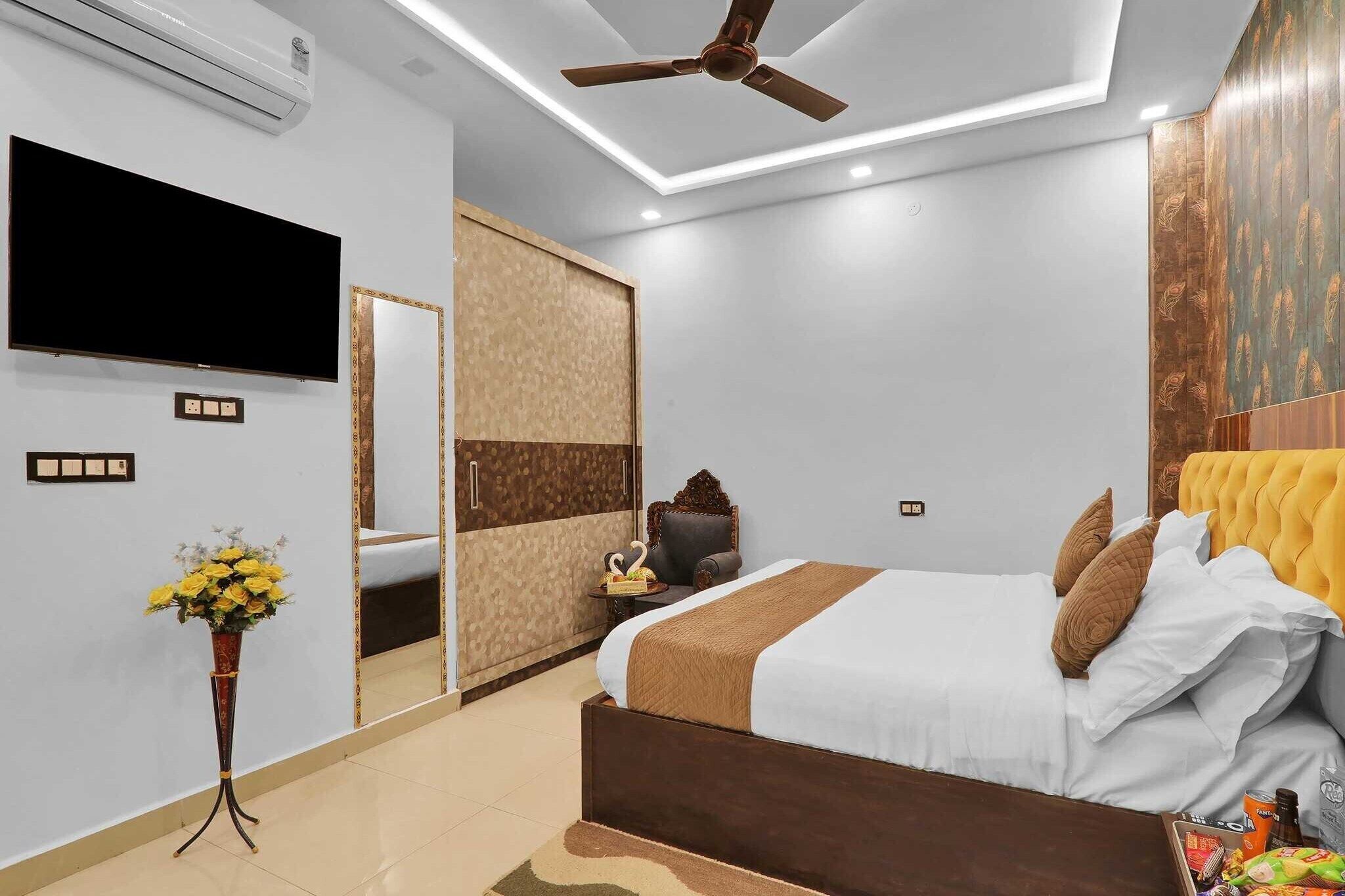 1 bedroom, desk, free WiFi, bed sheets