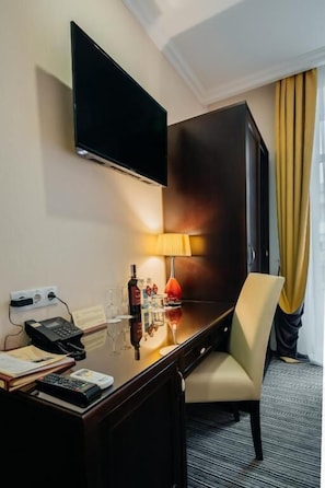 Standard Double or Twin Room | Interior