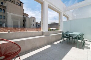 Outdoor dining - 503 - A33 Signature | Penthouse | Terr | 2BR | 6G (Madrid)