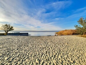 Liegestühle, Strandtücher