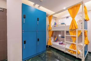 Room - goSTOPS Katra (Katra)