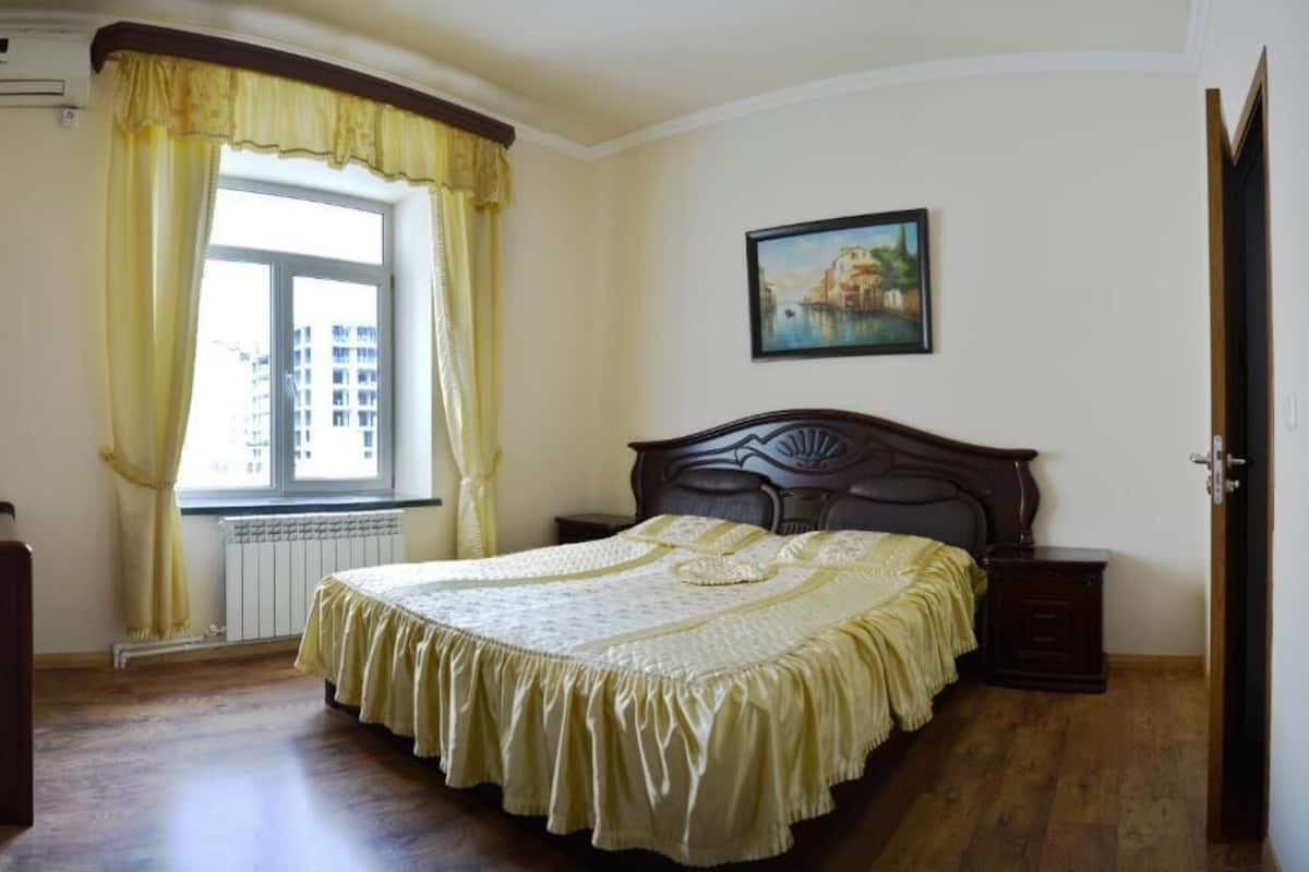 Family Apartment, Balcony, City View