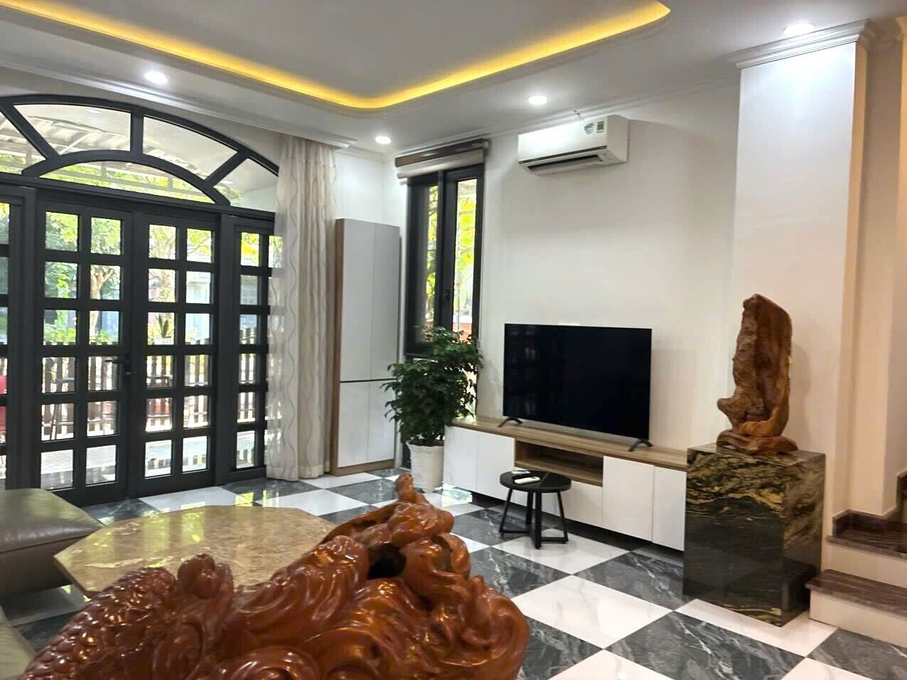 Villa, Courtyard View | Interior