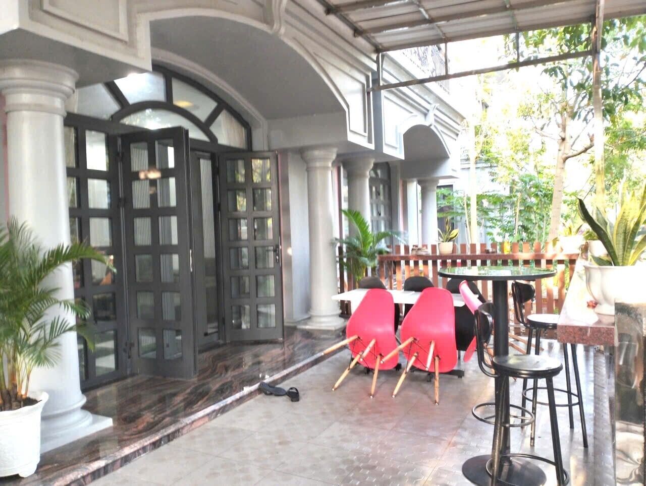 Khu ẩm thực ngoài trời