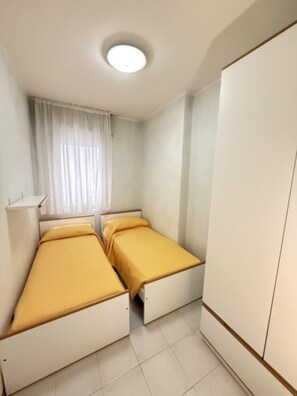 Room - Perfect holiday flat with pool (Lignano Sabbiadoro)