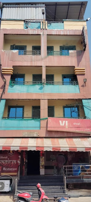 Exterior - Hotel Bagiya Restaurant (Harda)