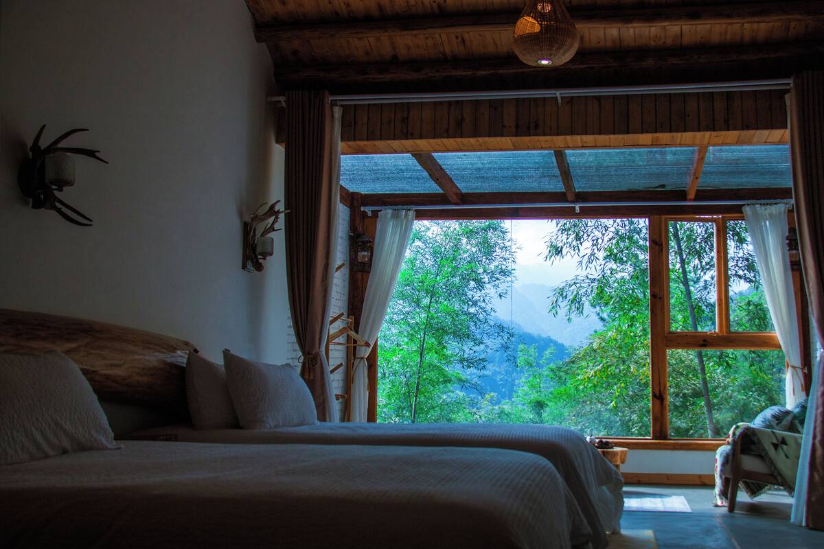 Superior Twin Room, Mountain View