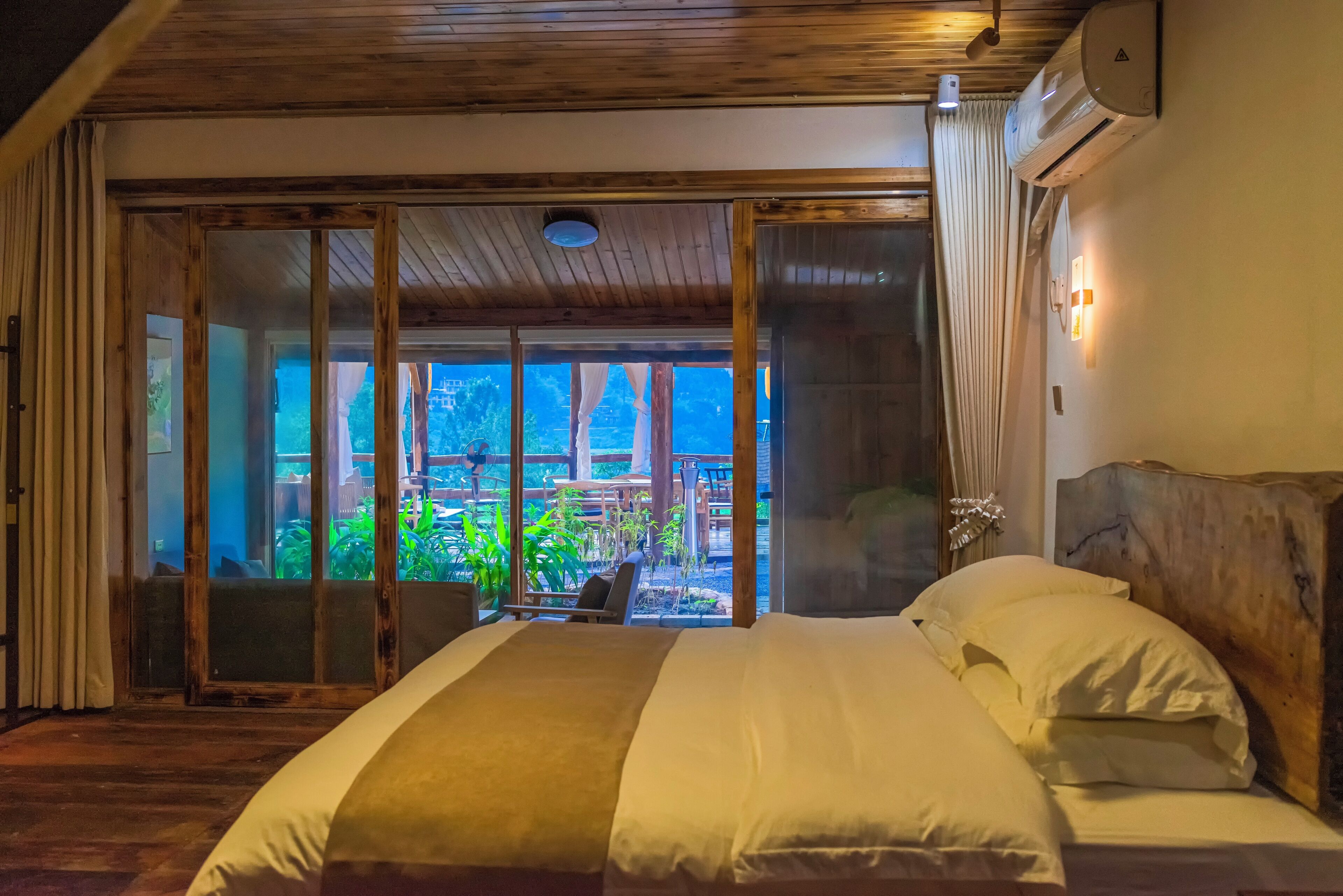 Panorama Twin kamer, uitzicht op bergen