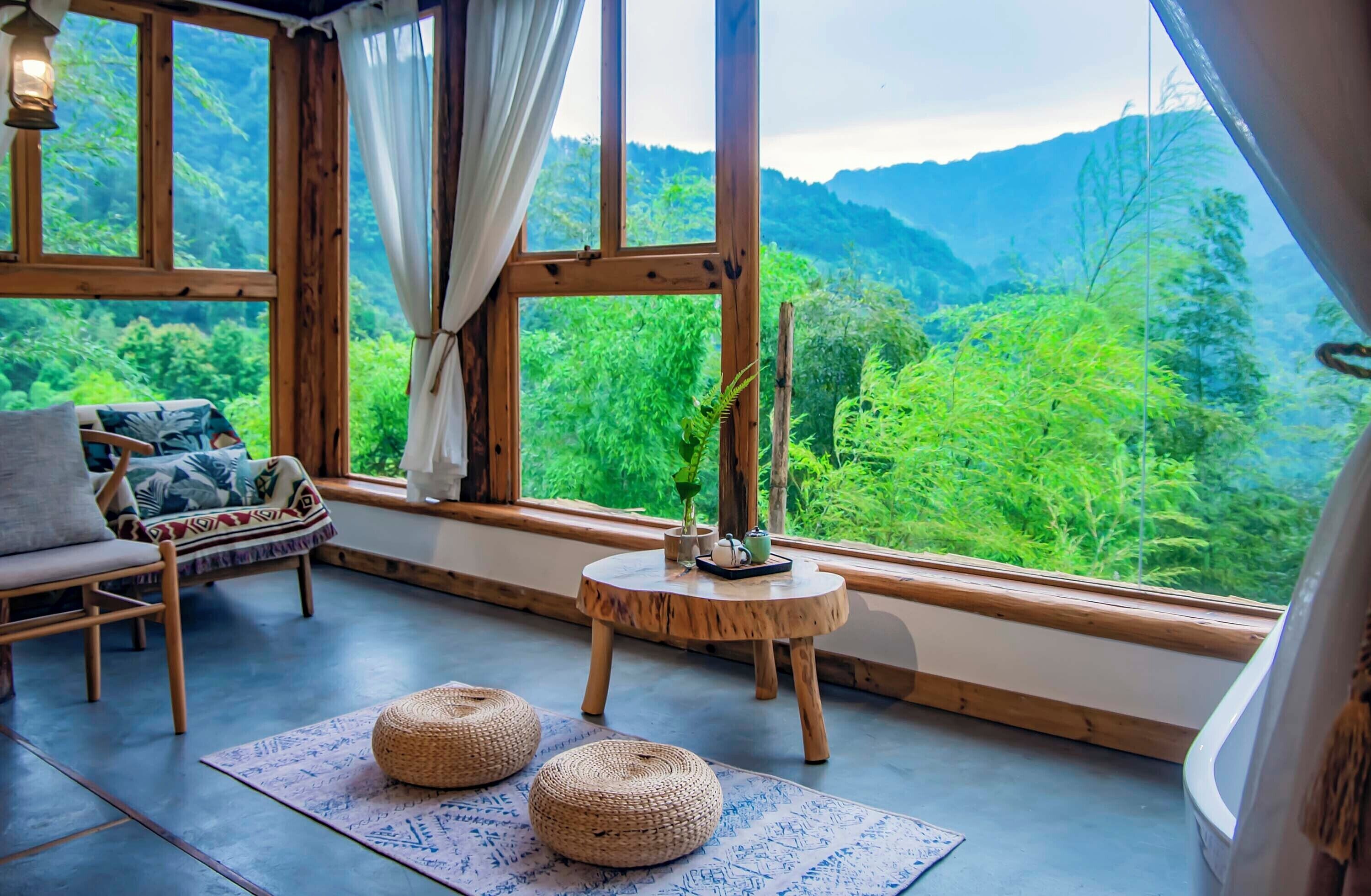 Lyxigt tvåbäddsrum - utsikt mot bergen