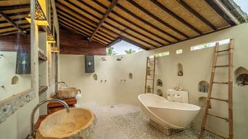 Family Villa, 2 Bedrooms, Private Pool | Bathroom | Hair dryer, towels, soap, shampoo