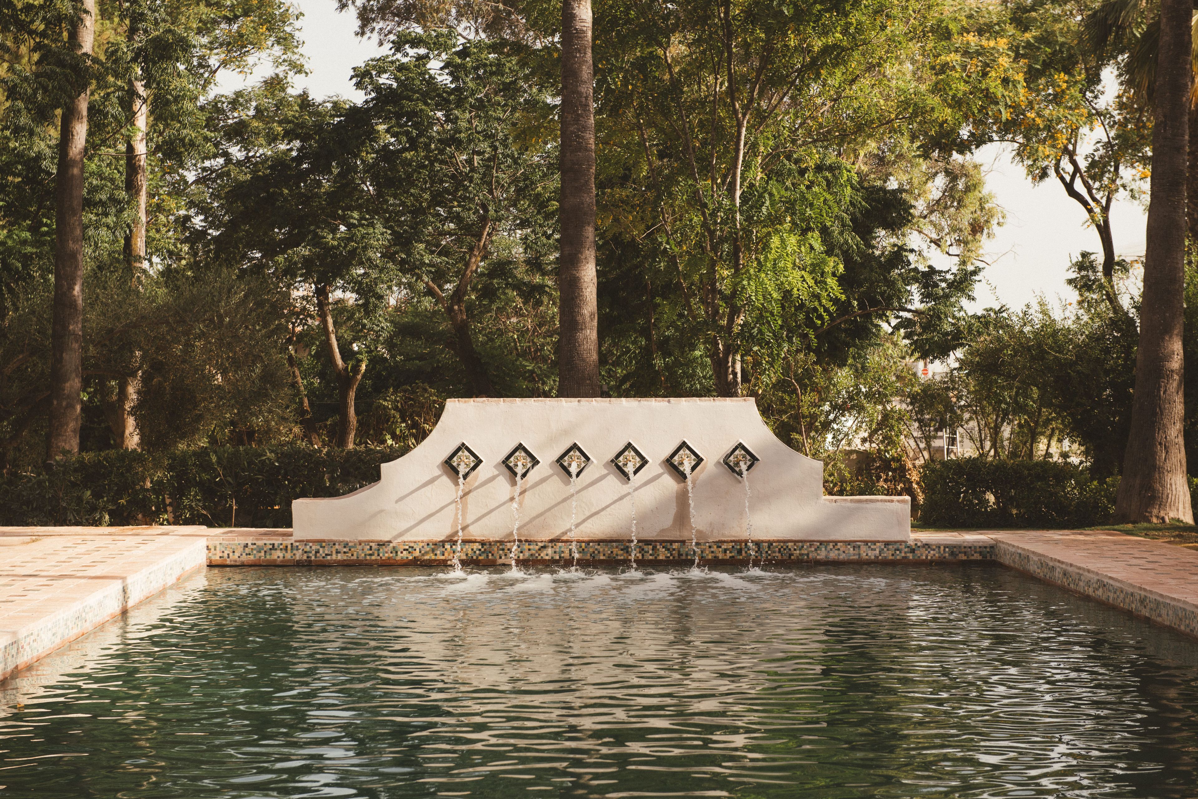 2 piscinas al aire libre