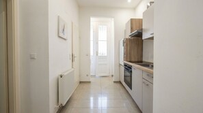 Basic Apartment | Private kitchen - Stylish 1BR Apt near Wiener Stadthalle (Vienna)