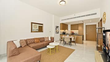 Apartment, Balcony | Living area