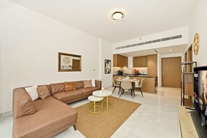 Apartment, Balcony | Living area - Bloomfields Modern 1BR in Azizi Vista (Dubai)