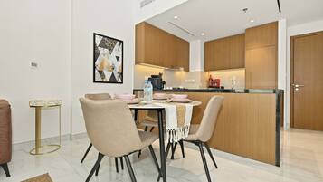 Apartment, Balcony | Dining