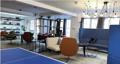 Centrally located Private double bedroom with sink and desk