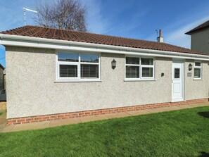 Exterior detail - Trillo Lodge (Colwyn Bay)