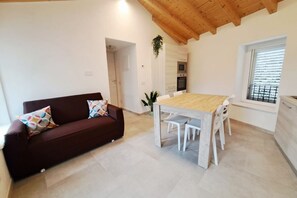 Interior - On Lake Lugano (Casa Tina) (Cressogno)