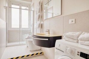 Shower, bidet, towels - Hostmate - Milano - Viale Corsica (Milano)