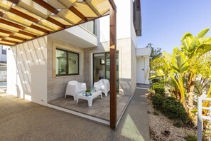 Terrace/patio - Stylish Villa | Private Pool - Garden - Near Beach (Paralimni)