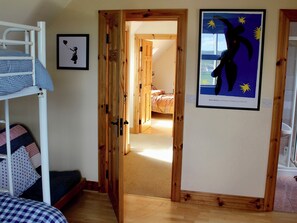 3 bedrooms, individually decorated, individually furnished, free WiFi - Welcome to the Wild Atlantic way (Carrigart)