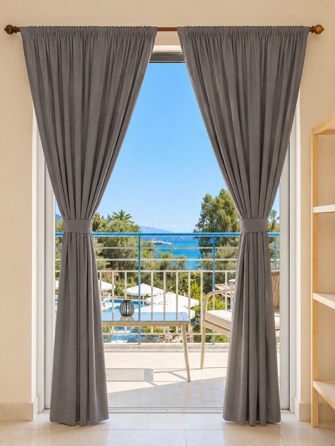 Two Bedroom Apartment Pool View | Terrace/patio