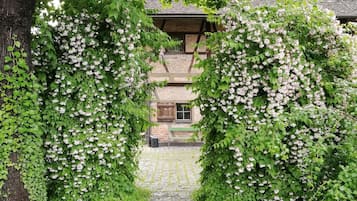 Enceinte de lâhĂ©bergement