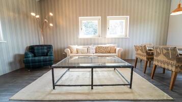 Standard Apartment, Mountain View | Living area