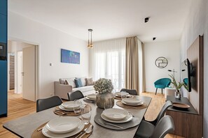 Apartment, Balcony | Dining - A60 Apartman Hotel (Budapest)
