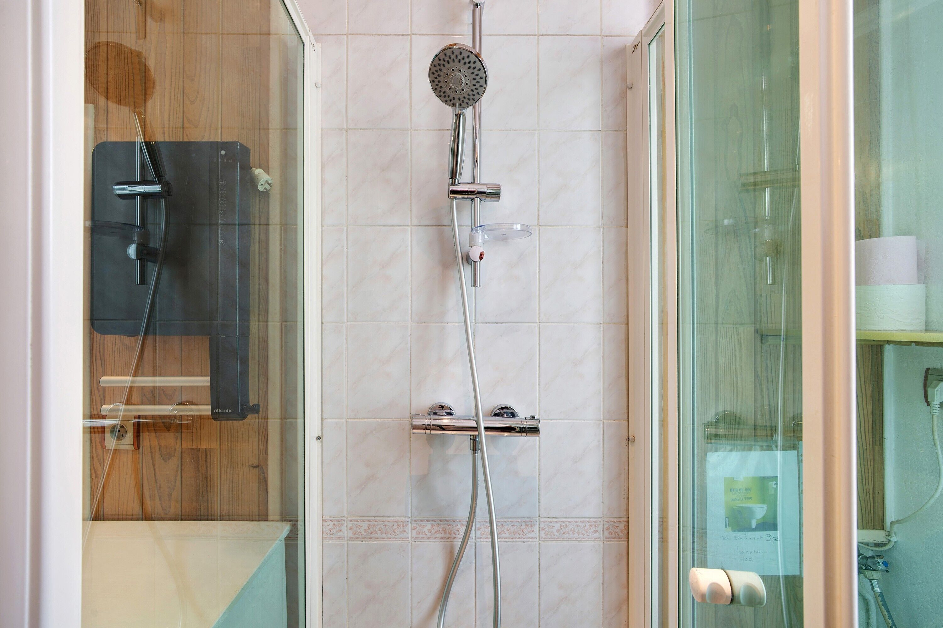 Dusche, Haartrockner