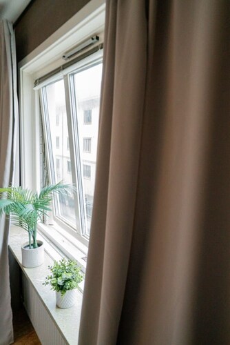 Large City-Centre Apartment | Sleeps 4