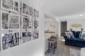 Living area - “3BR Fully Furnished Corporate & Insurance (Petersburg)