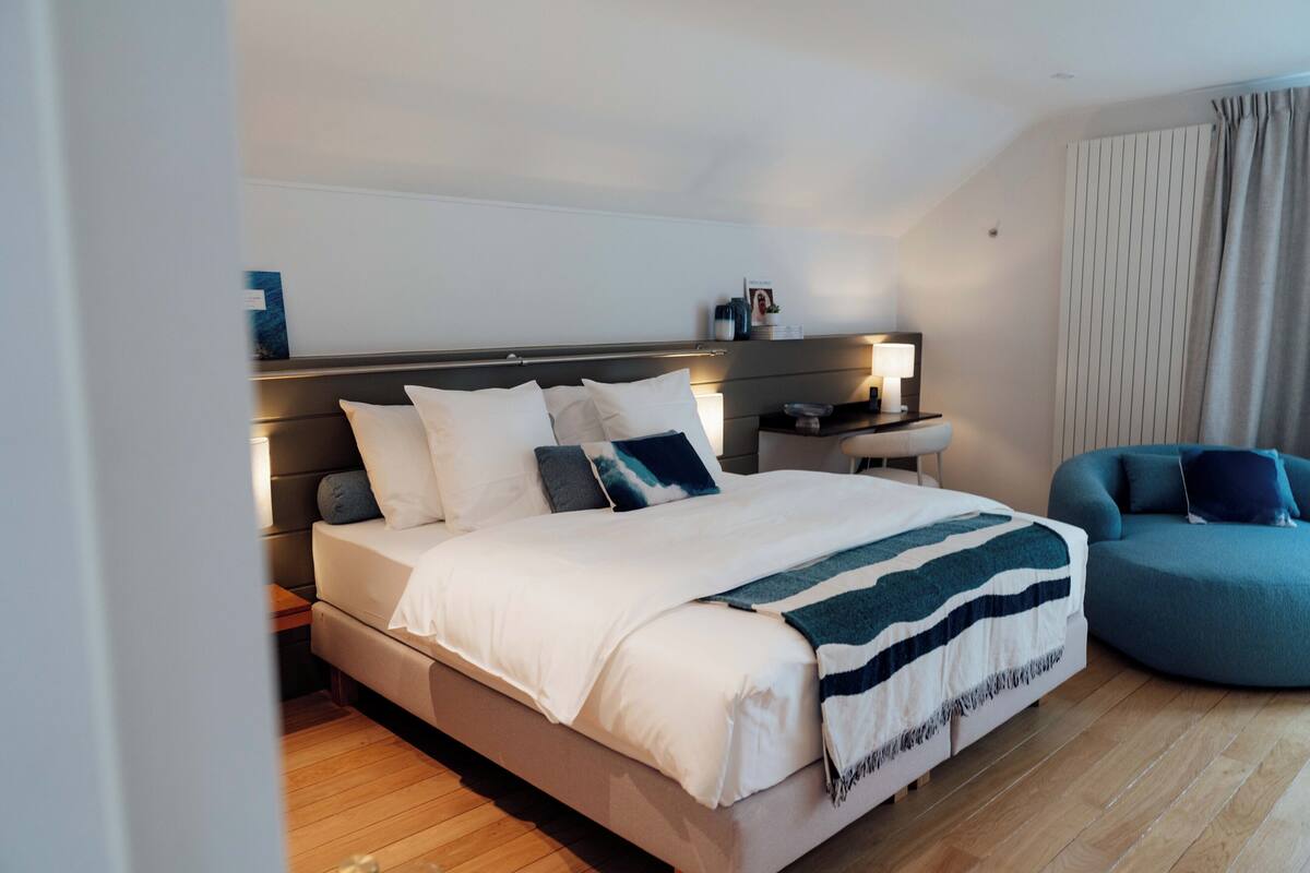 Deluxe Double Room, Courtyard View | Premium bedding, in-room safe, desk, free WiFi