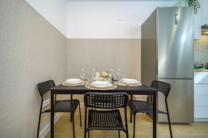 Superior Studio | Dining - M Casa Cafe Madrid (Madrid)