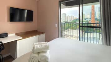 Comfort Apartment, Balcony, City View