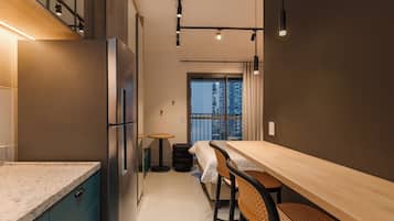 Comfort Apartment, Balcony, City View | Interior