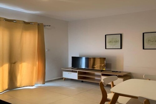 ENTRE 2 GRANDE AQUAPARCK !!!!!! F3 luxueuse a Residence GUEBBAS
