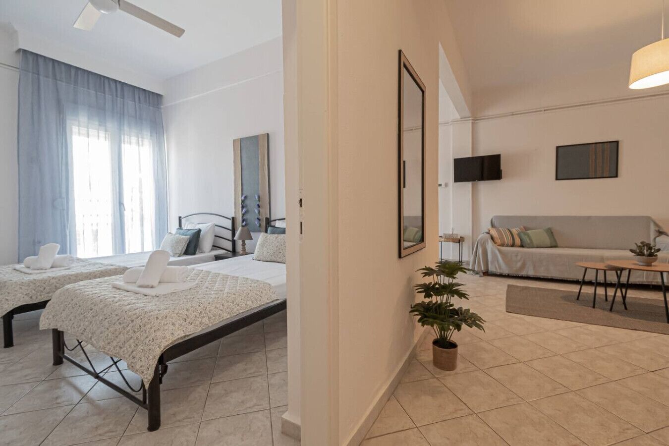 Iron/ironing board, WiFi, bed sheets