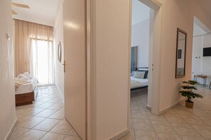 Iron/ironing board, WiFi, bed sheets - MelMare Sol Apartment by RentalsPro (Nea Moudania)
